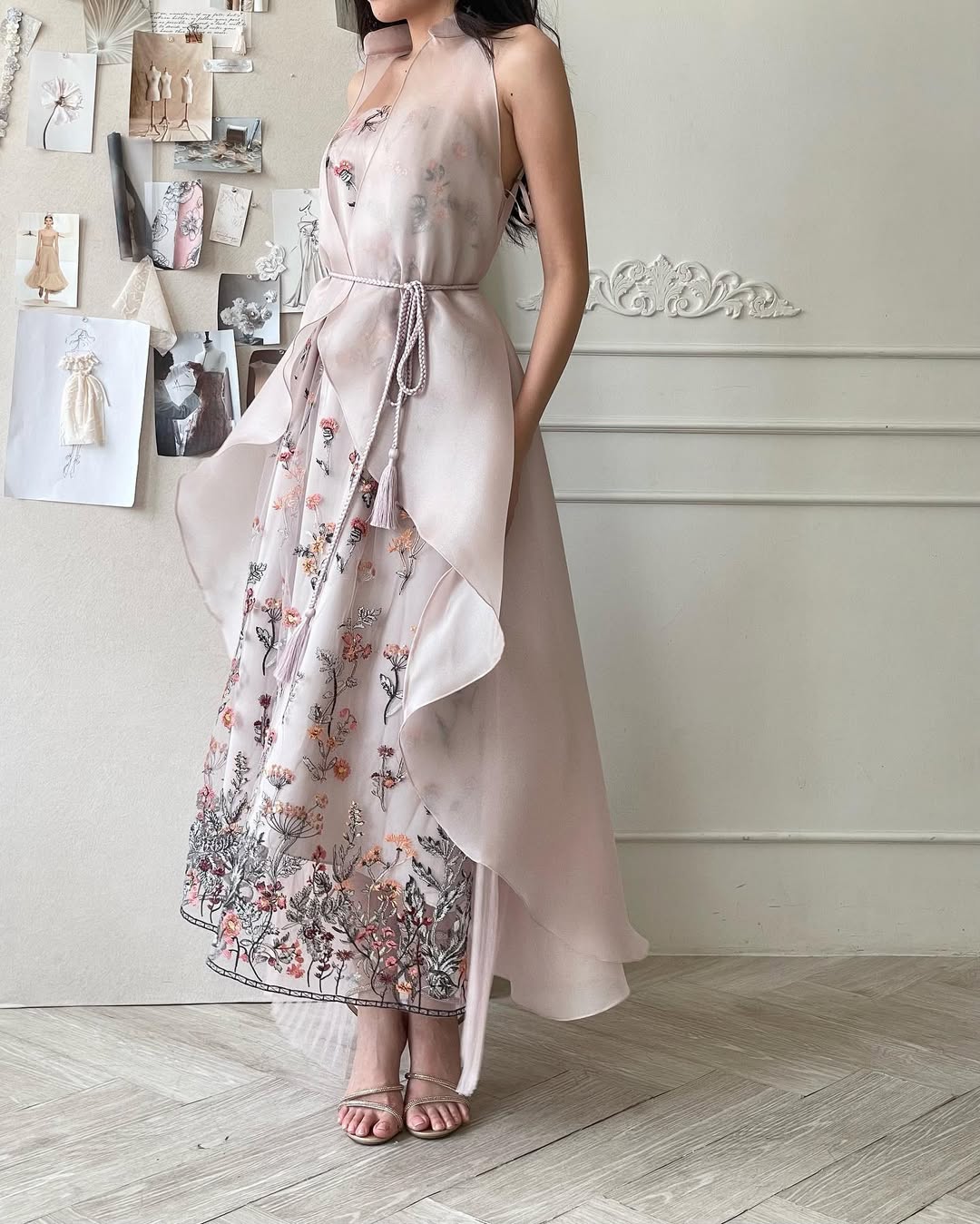 Dominique Set - Image 2