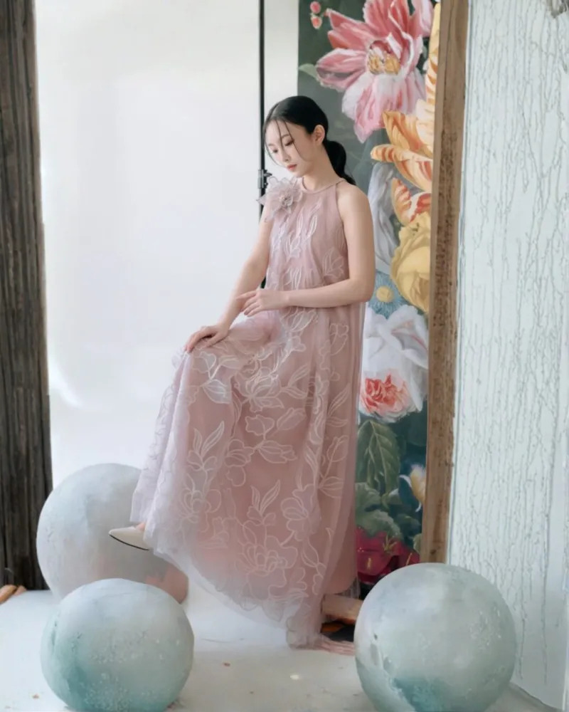Leia Dress
