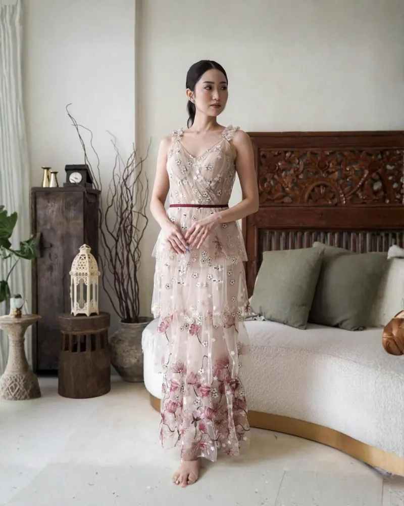 Tricillia Dress