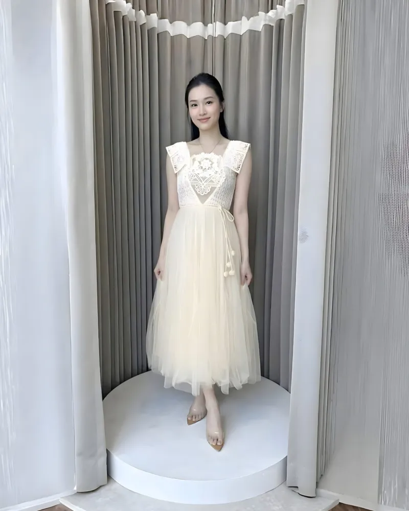 Embryo Dress
