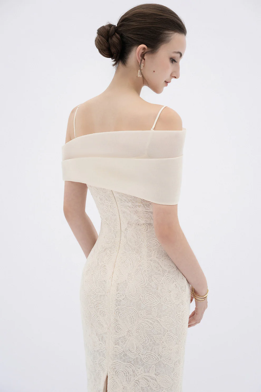 Eira Lace Dress - Image 3