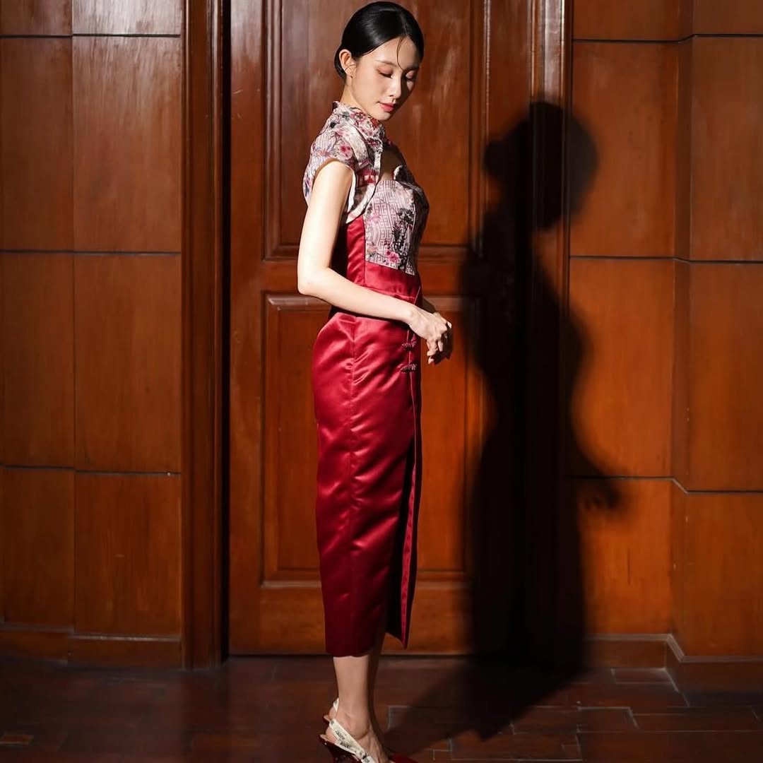 Yue Midi Dress - Image 4