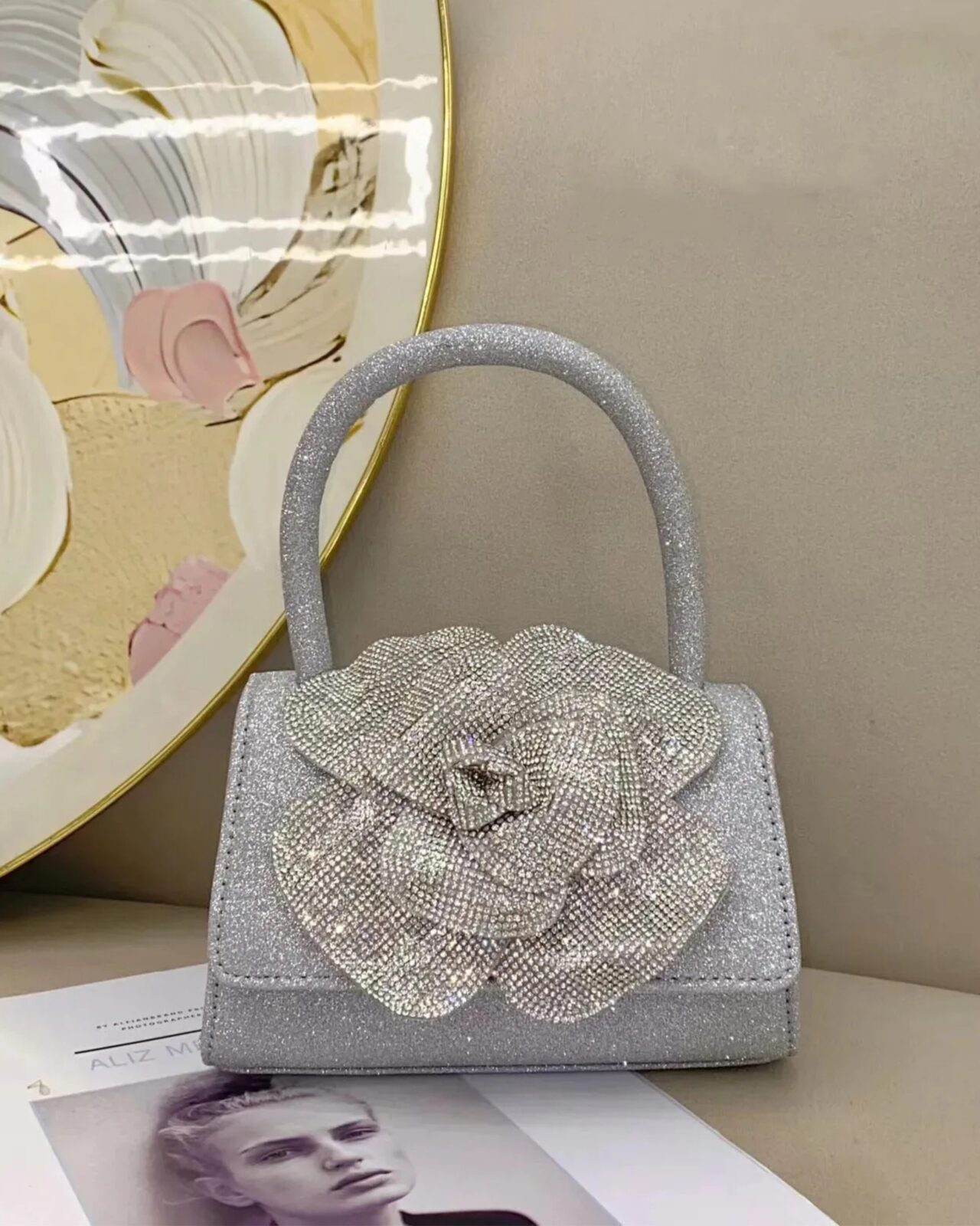 Naira Clutch