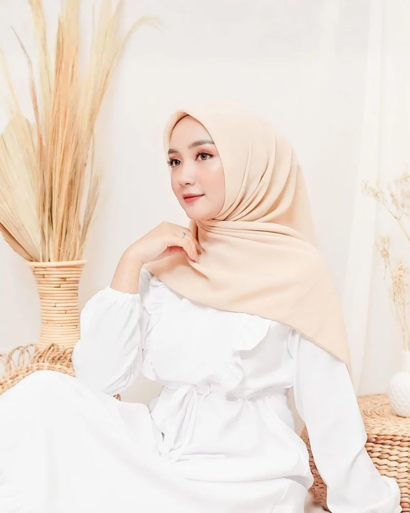 Hijab Paris Segiempat