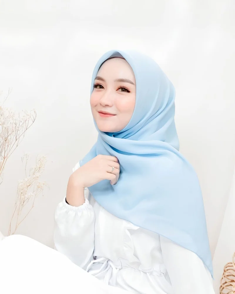 Hijab Paris Segiempat