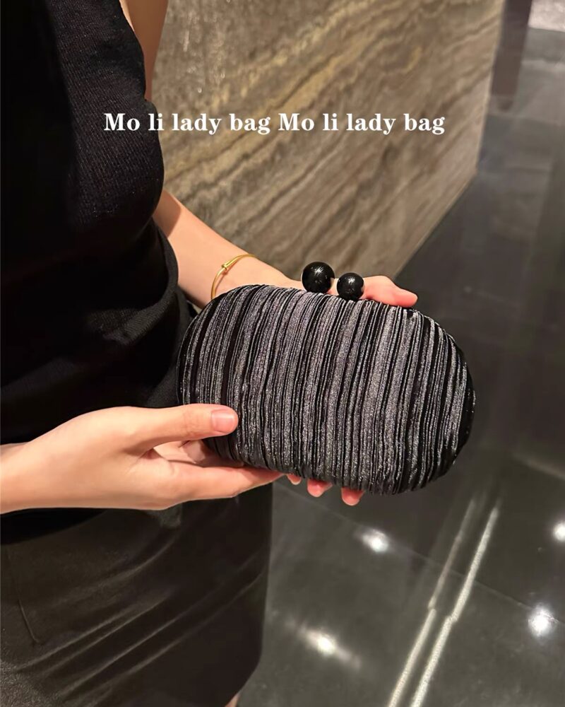 Magnolia Clutch