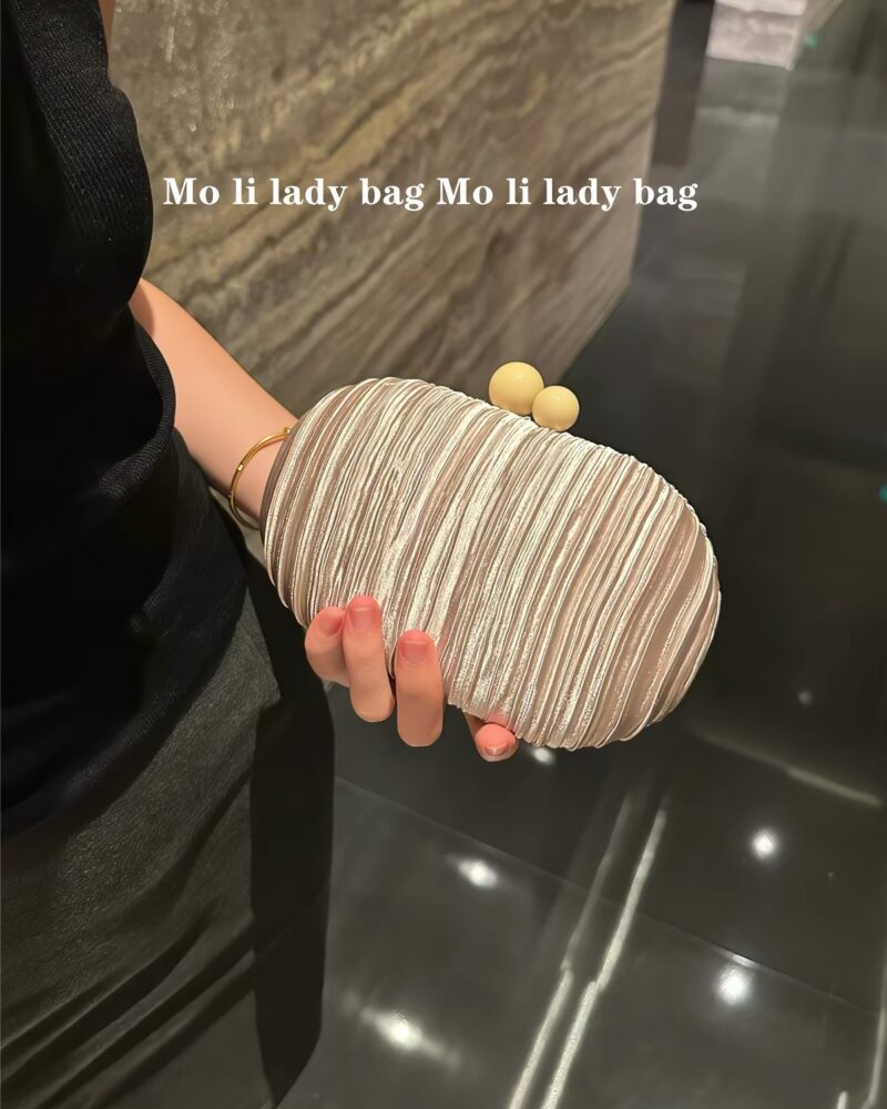 Magnolia Clutch