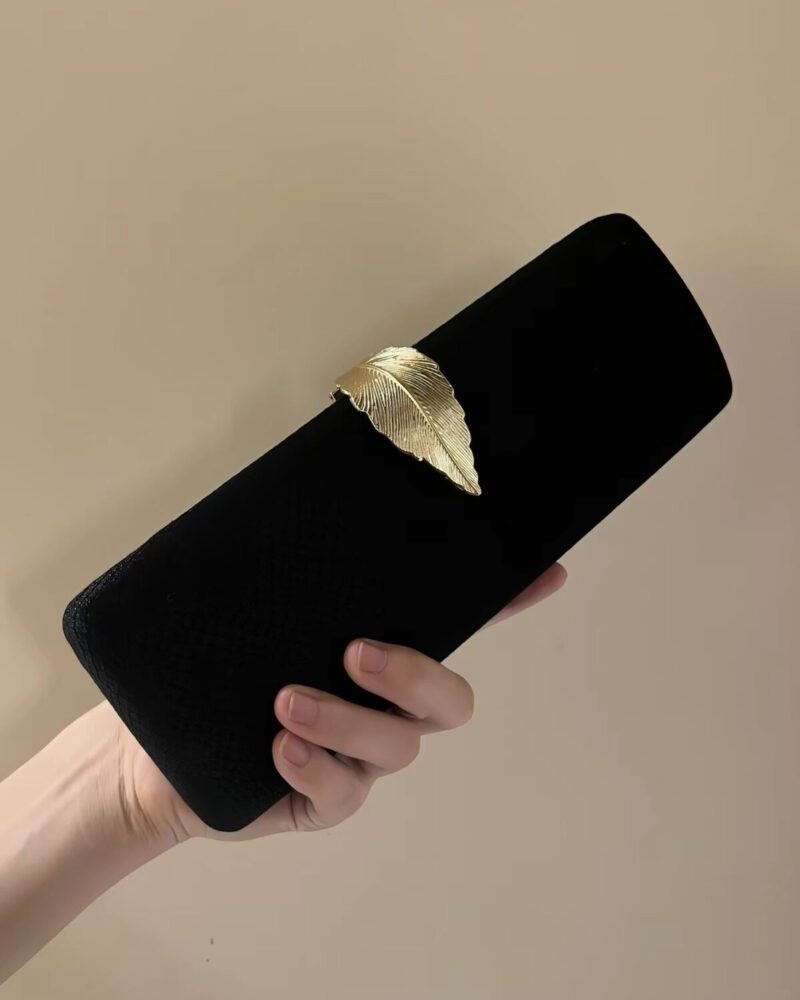 Black Clutch
