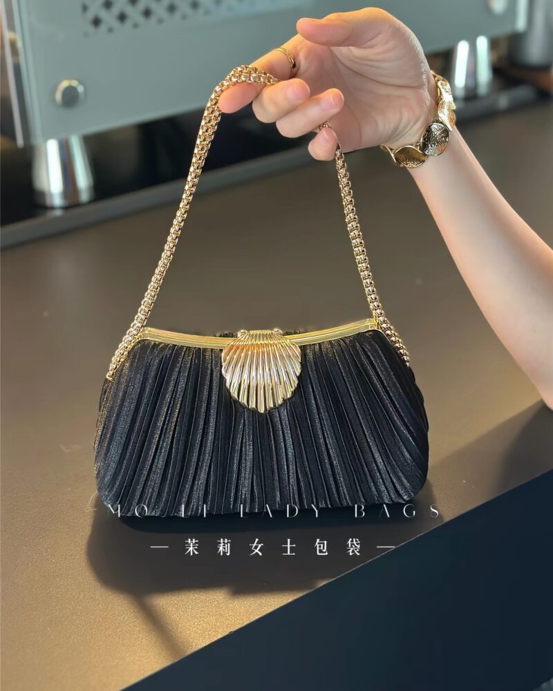 Lotus Clutch