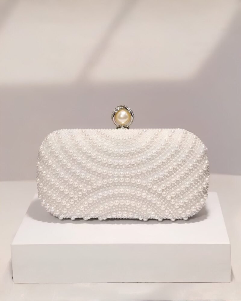 Pearl Clutch