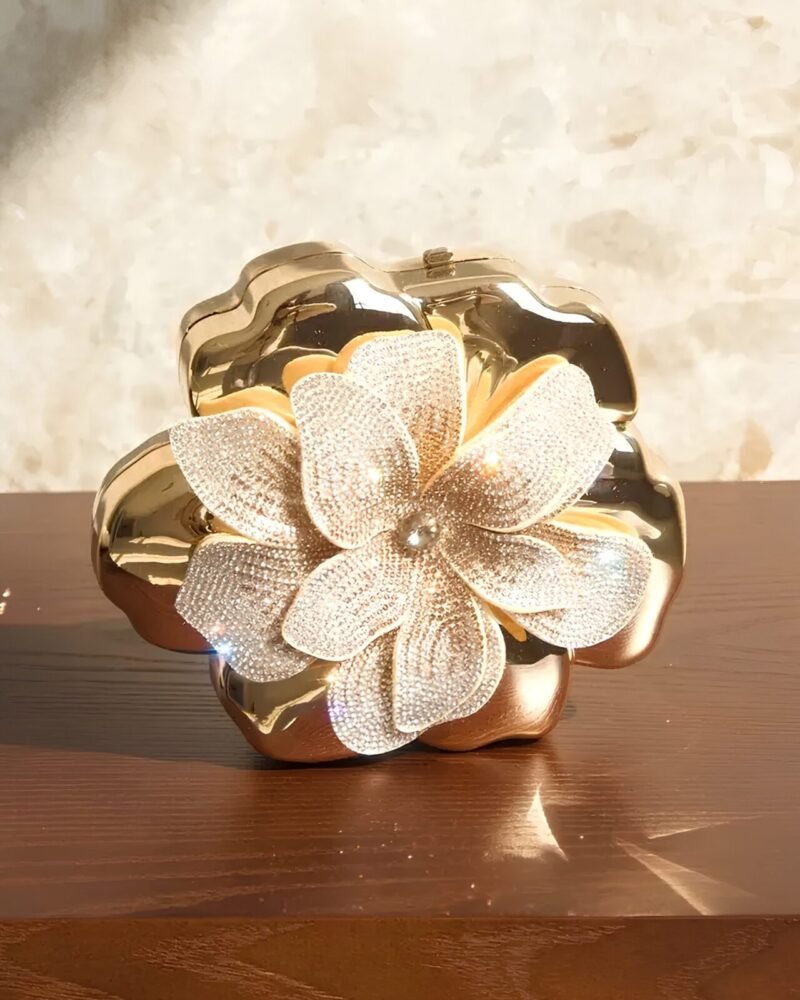 Dahlia Clutch
