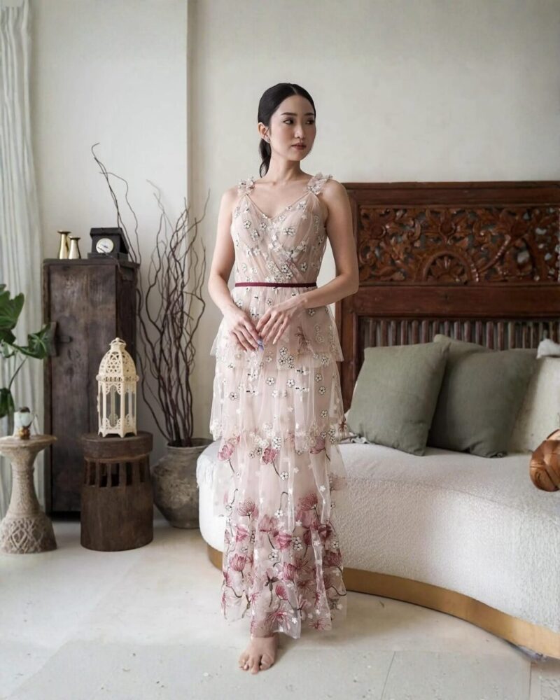 Tricillia Dress