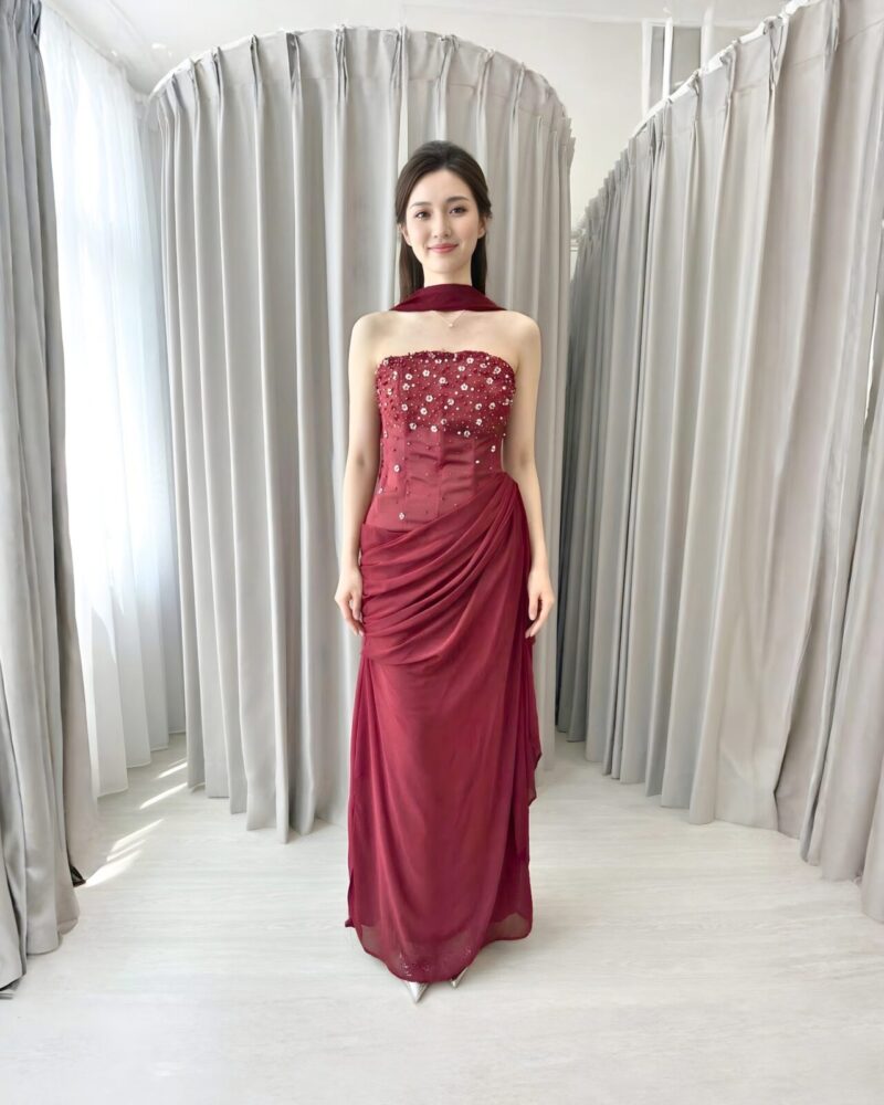 Early Dress