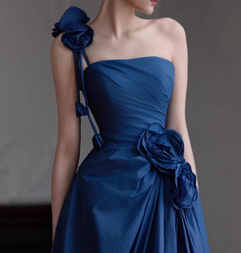 Aira Dress - Image 4
